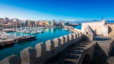 Heraklion Private Tour: Εξερευνήστε τα Θαύματα της Κρήτης με Άνεση και Στυλ.